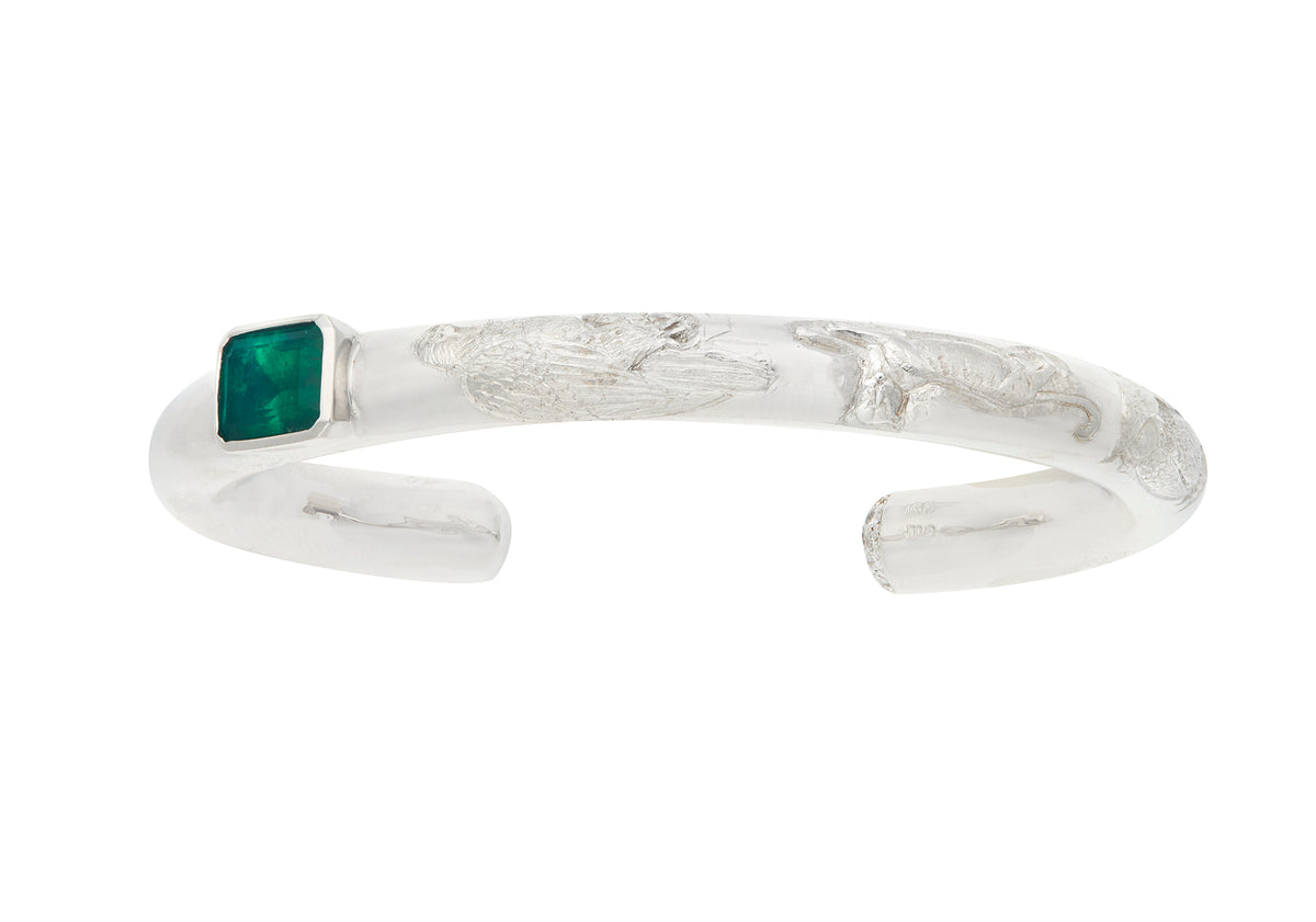 Engraved White Gold Cuffing with Green Sapphire